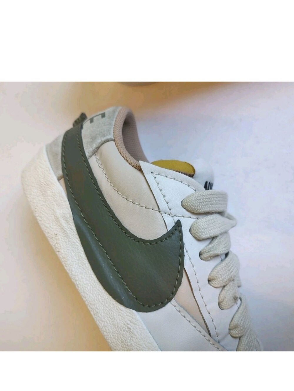 Nike Blazer 77 Low Jumbo Sand Drift Olive Lace Up Sneakers Women's Size 10 Shoes - Picture 6 of 16